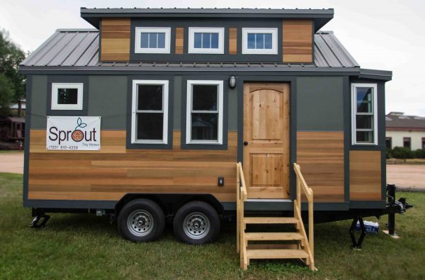 The Difference Between a Tiny House and Park Model Home