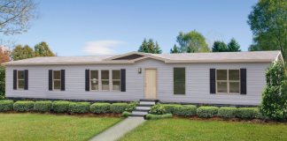 5 Budget-Friendly Ways to Boost Mobile Home Curb Appeal Home exterior mobile home curb appeal