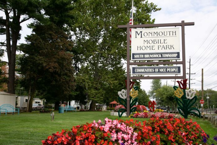 NJ Mobile Home Park Monmouth Merry Christmas