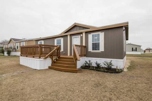Cottage style manufactured home