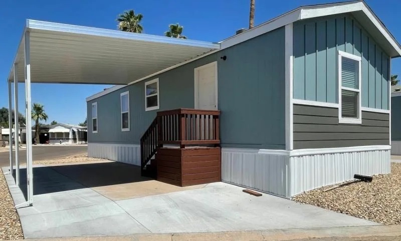 16 x 48 mobile home in Mesa, AZ