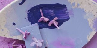 Use 2022’s Color of the Year in Your Mobile Home