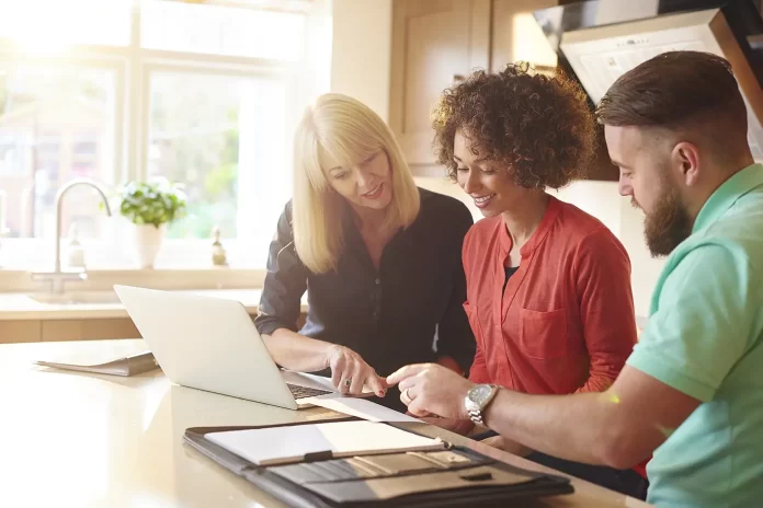 Photo of people negotiating the price of a home